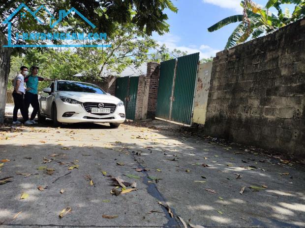 Cần bán nhanh lô đất thôn 4, Hoàng Hoa, Tam Dương DT 181,6m MT 6m gần trường, chợ 1,25 tỷ