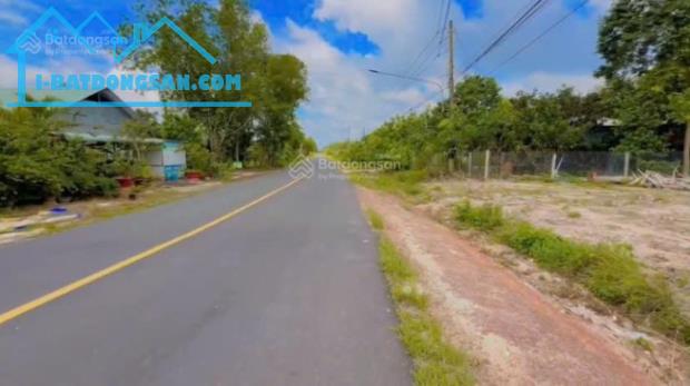 LÔ 450M2 ĐẤT SỔ HỒNG- MẶT TIỀN NHỰA NGAY CHỢ KCN, TIỆN XÂY TRỌ GIÁ 545TR/NỀN