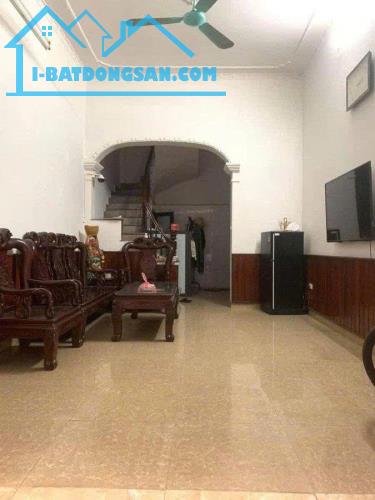 Bán nhà Trường Chinh 36m2, 3 tầng đẹp, mặt tiền 3.8m ngõ rộng thoáng hiếm Đống Đa
