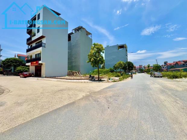 LÔ GÓC X4 HẬU OAI UY NỖ - GẦN KDT 319 UY NỖ - KINH DOANH ĐỈNH - TRUNG TÂM ĐÔNG ANH