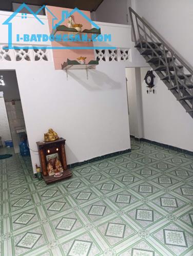 [T2477] Nhà Tân Bình sát chợ Tân Trụ vuông vắn giá 4.x tỷ