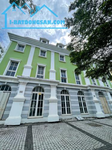 Bán gấp! Shophouse tại Sun Bãi Cháy Hạ Long LH: 0915069737