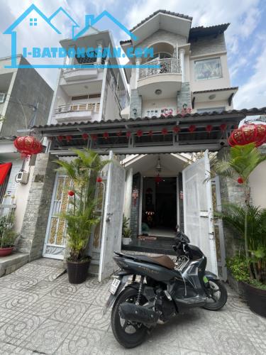 Biệt thự VIP Tên Lửa 4 tầng (7.6x33m) gần Aeon Mall Bình Tân – Sổ hồng riêng chính chủ