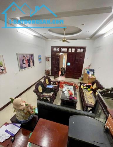 ĐẦU PHỐ PHÚC LỢI – NHÀ RỘNG 102M², 4T Ô TÔ VÀO NHÀ, KINH DOANH, GIÁ CHỈ 10.5 TỶ