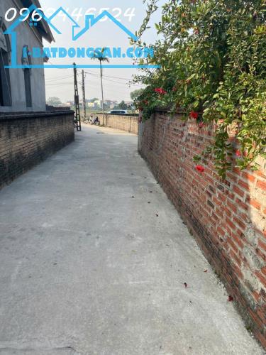 Bán gấp giá rẻ Bắc Lý 100m, đất, mặt tiền 5m, 1.1 tỷ Hiệp Hòa, Bắc Giang.
