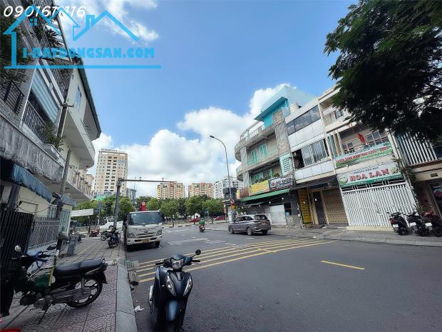 BÁN NHÀ 3 MẶT TIỀN KINH DOANH NGAY GÓC TRẦN KHẮC CHÂN & VÕ VĂN KIỆT, QUẬN 1 - CHÍNH CHỦ