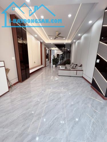 bán nhà đẹp sổ riêng khu tái định cư phường Bửu Long gần bến xe biên Hòa