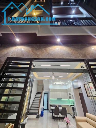 Bán nhà ngõ đường Lê Thanh Nghị, TP Hải Dương, 50m2, 3 tầng 1 tum, mt 4.8m, 3 ngủ, 3 vs, n