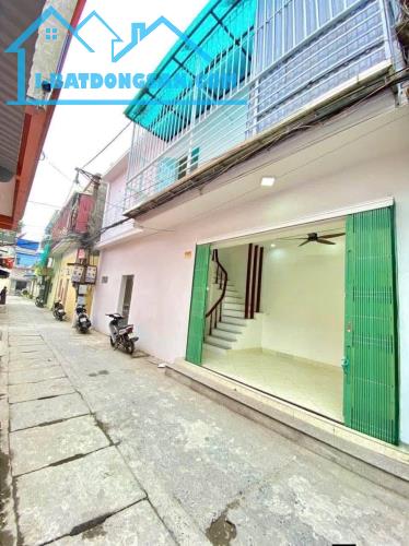 BÁN NHÀ 1 TỶ 650 TRIỆU, NGÕ TO, NÔNG THẲNG ĐƯỜNG TRẦN HUY LIỆU KINH DOANH ĐƯỢC , 35 M2 x 2