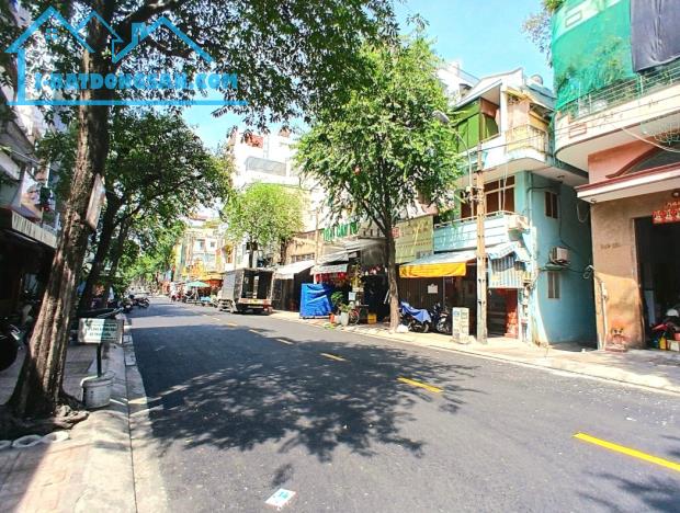 Nhà Căn Góc Đường Nguyễn Trãi Q.5 Đoạn 2 Chiều - 42,5m² Hẻm Xe Hơi - 5 Tầng - Hơn 13 Tỷ 💥
