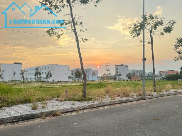 Hàng Ngộp 🏡Bán Nền Khu STK – Đối Diện Bệnh viện Đa khoa Quốc tế SIS ☎️ 0939.86.87.88 Bưởi
