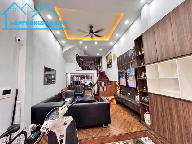 💥Nhà đẹp ở ngay - 50m ra phố - Ô tô đỗ cửa - Lô góc - Ngõ thông - Full nội thất cao cấp💥