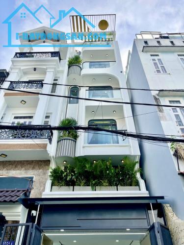 Bán Siêu Phẩm Nhà Phố Thiết Kế Tuyệt Đẹp Có Thang Máy Đường Số 28, Phường 06, Quận Gò vấp