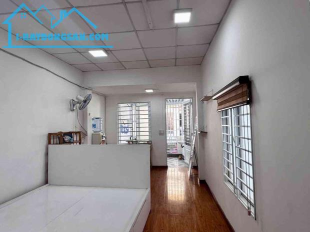 [L2515*] Lô góc 2 mặt thoáng sát ĐH Ngoại Thương - Bình Thạnh - Giá 5.x tỷ