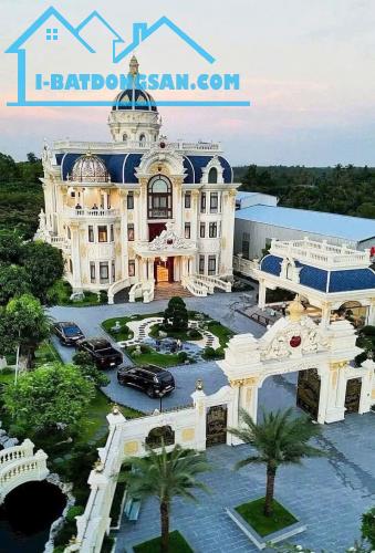 Bán biệt thự hạng sang 3900m2 bật nhất tại Bến Tre