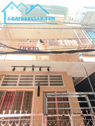 Bán Nhà 3 Tầng Đường Trần Bình Trọng Quận 5 - Ngang 4,28m - Hẻm 4m Thông - Chỉ 12,5 Tỷ 💥