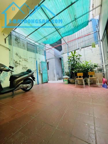 BÁN NHÀ 1 TỶ 750 TRIỆU, NGÕ LÊ HỒNG PHONG, 62M2 x 1,5 TẦNG