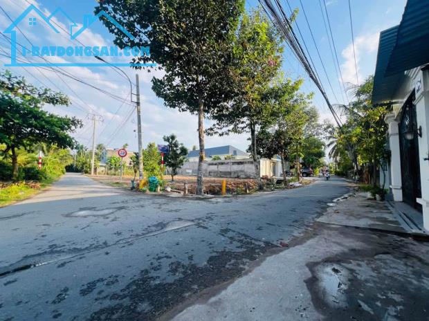 Đất góc 2 mặt tiền Huyện Lộ 93 Trung An, Tp Mỹ Tho