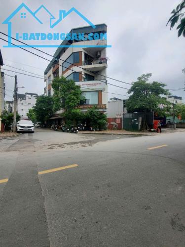 Bán nhà mặt phố Ái Mộ,Bồ Đề 5 tầng,80m,mt19m vỉa hè,kinh doanh nhỉnh 30 tỷ