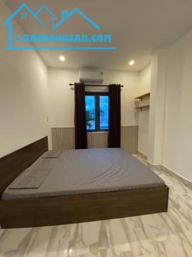♪ Thẳng 30m ra MT Điện Biên Phủ, 123m2, 4 tầng, hiện đại, thang máy, thu 50tr/tháng, 8.x