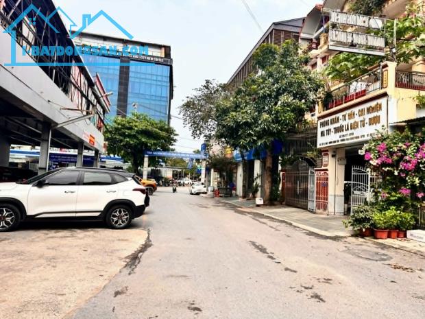 BÁN NHÀ 3 TẦNG DT 150M,MT 7,5M, 8,8 TỶ THÁI NGUYÊN.