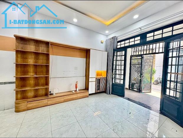 NHÀ 2 TẦNG KHU PHÂN LÔ VIP NGAY BÌNH THÀNH - 53M2 (4x13.3) - HẺM XE TẢI THÔNG.CHỈ HƠN 4 TỶ
