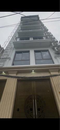 Cầu Giấy -Toà căn hộ 106m² MT 5,6m mới đẹp - Ô tô tránh thông -Thang máy -Dòng tiền 1,7 tỷ