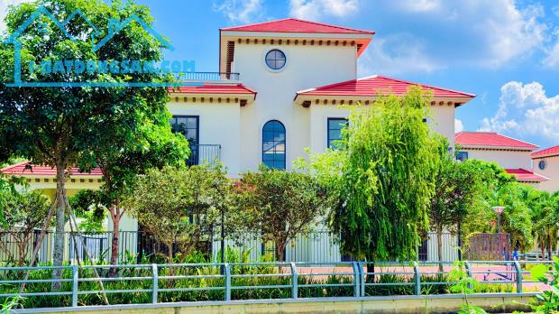 CHÍNH THỨC NHẬN BOOKING BIỆT THỰ T&T VĨNH LONG – KIỆT TÁC THƯỢNG LƯU BÊN SÔNG