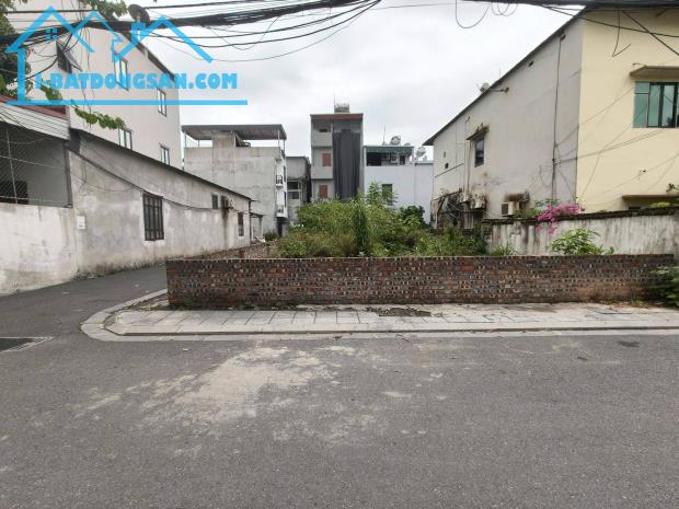 Bác nào tìm đất nhiều vườn ít thổ. 207m2, mt11m, 13.5 tỷ, TT Đông Anh.