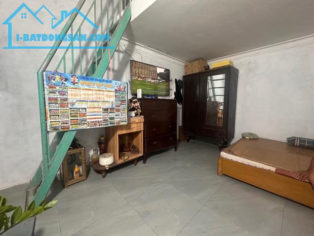 MUA ĐẤT MIẾU HAI XÃ TẶNG NHÀ - 31M CÓ 3 MẶT TIỀN - NGÕ NÔNG MÀ THÔNG GIÁ CHỈ 1,99 TỶ