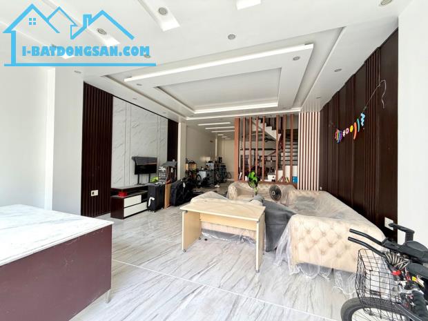 Hàng hiếm khu phân lô Quán Nam – Kênh Dương, vị trí đẹp, đường rộng 12m có vỉa hè, ô tô