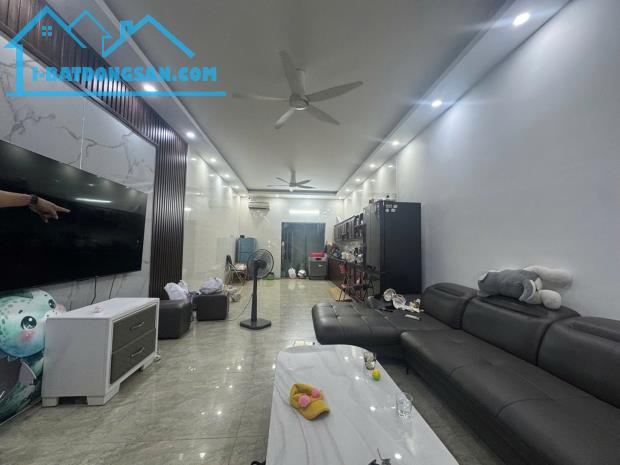 MẶT PHỐ LÊ VĂN THUYẾT B - QUÁN NAM - LÊ CHÂN - 90M2 - 4 TẦNG - GARA Ô TÔ