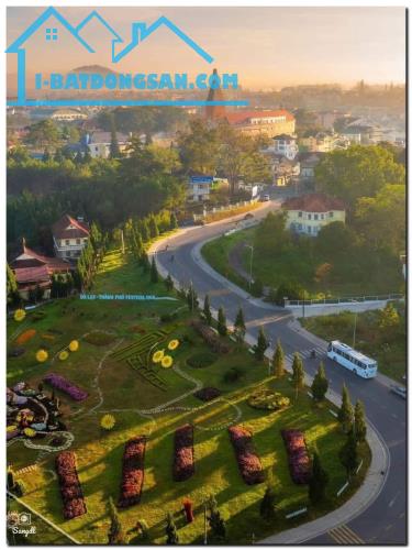 BÁN ĐẤT TẶNG NHÀ ĐANG KINH DOANH MT LỚN, GÂN CHỢ BÙI XUÂN CHỈ 200M