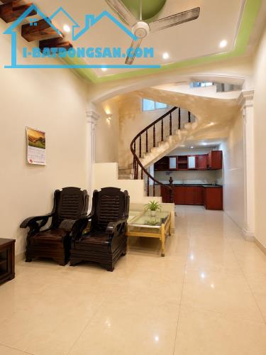 TIN ĐƯƠC KHÔNG - NHÀ AN ĐÀ - ĐÔNG KHÊ - 41M2(4.1x10) - 3 TẦNG - BÌA 2 QUYỀN - 2.7 TỶ