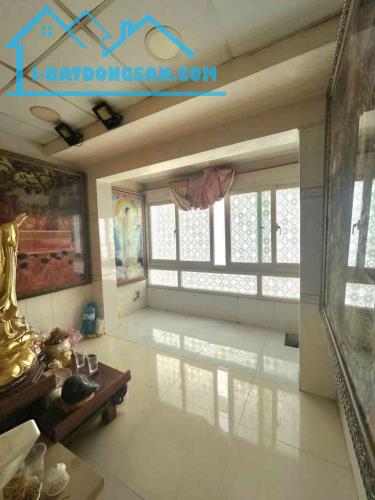 HƠN 2 TỶ CÓ NHÀ 3 TẦNG CMT8 3PN GẦN METRO SỐ 2