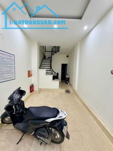 Bán nhà phố Cầu Giấy 48m2 5T lô góc hai thoáng, ngõ ô tô kinh doanh dòng tiền 45tr/thg