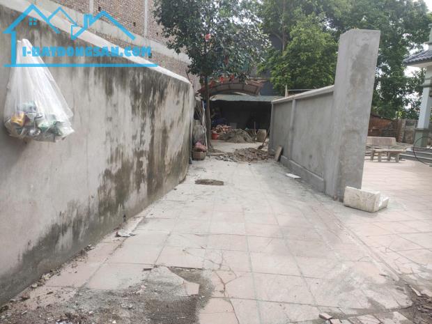 Cần bán 45m2 đất thổ cư Trưng Trắc, Văn Lâm, ô tô vào, chỉ 1.x tỷ: 0835459289