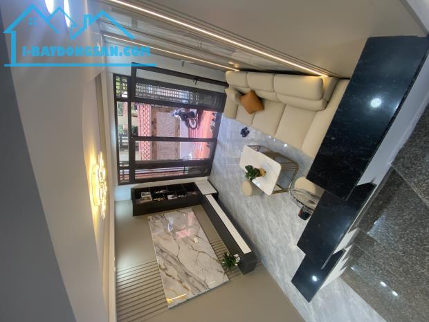 NHÀ MIẾU HAI XÃ 30M RA ĐƯỜNG LỚN CHỈ 3,15 tỷ Nhà cuối ngõ rất yên tĩnh , nhà đã sử dụng cò