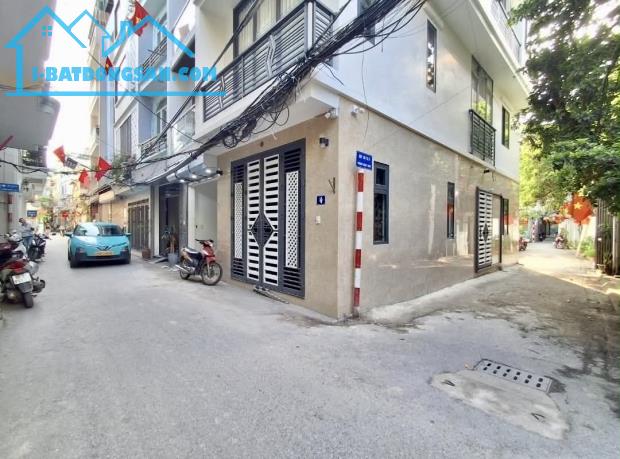 GẤP NHÀ NGỌC THỤY 47M x 6T, THANG MÁY, VIEW HỒ, GARA 2 Ô TÔ, FULL NỘI THẤT. GIÁ 13.2 TỶ