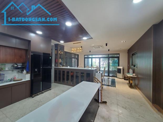 [D2565*] Siêu biệt thự Bùi Đình Túy Bình Thạnh, HXH tránh DT khủng 310m2, giá 49.x tỷ