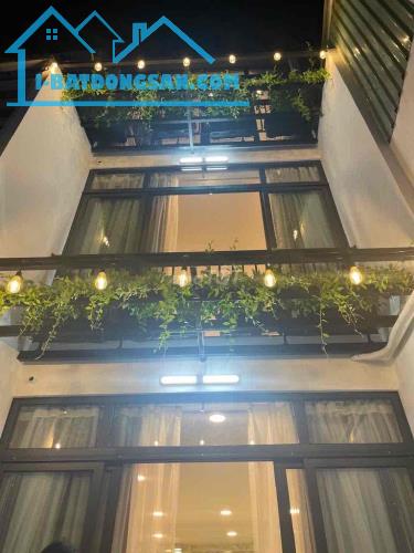 Top nhà phố rẻ 3.2 x 12m 1 trệt 3 lầu Nguyễn Trọng Tuyển Tân Bình TP.HCM