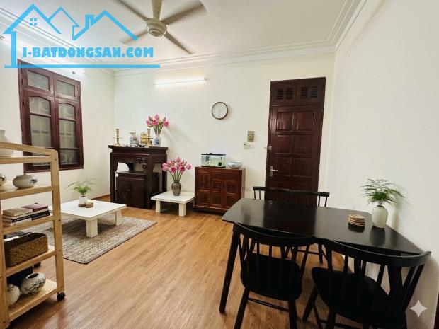 Bán Căn Hộ Nguyễn Văn Cừ, Long Biên 45m2, chỉ 3,45 tỷ (sổ hồng sẵn sàng giao dịch)