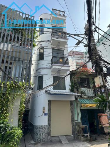 Bán nhà góc 2 MT HXH Lý Chính Thắng Q3, 3.5x12m 5 tầng chỉ nhỉnh 10 tỷ