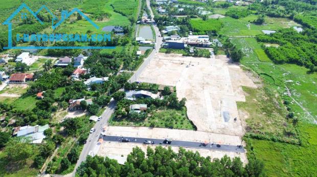 Chính chủ bán lô mặt tiền đường nhựa 10m5 Hòa Tiến - Đà Nẵng