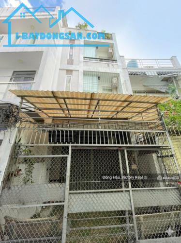Bán nhà riêng 4PN, 3WC, 50m² tại Lạc Long Quân, P. 8, Q. Tân Bình, giá siêu hời 6,2 tỷ