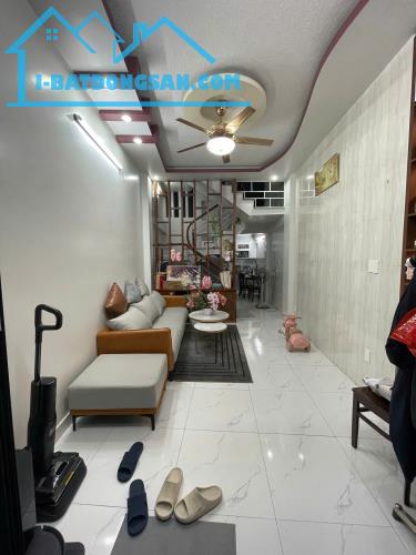 NHÀ 3 TẦNG LÔ GÓC PHƯƠNG LƯU – 4 PHÒNG NGỦ – VỀ Ở NGAY – GIÁ 2,59 TỶ