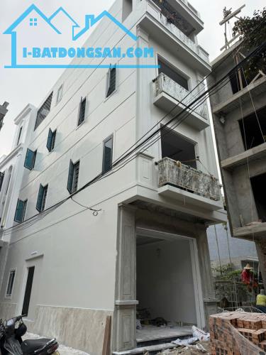 NHÀ 4 TẦNG LÔ GÓC 3 MẶT THOÁNG PHÚ XÁ – Ô TÔ ĐỖ CỬA – GIÁ 4,35 TỶ