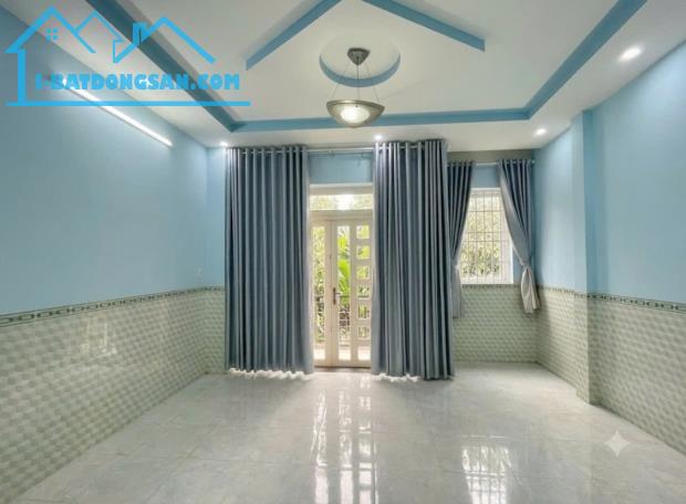 Bán Nhà Mặt Tiền 1 Trệt 2 Lầu Đường N1, KDC D2D Võ Thị Sáu ,Tp Đồng Nai 90m2 Gía 13,9 Tỷ