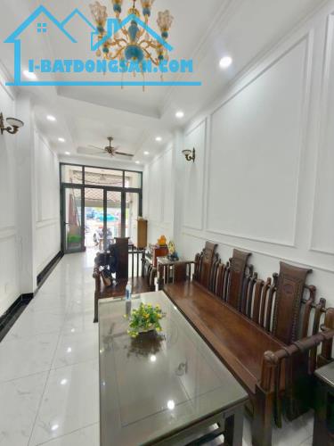 BÁN NHÀ MẶT TIỀN 5 TẦNG ĐƯỜNG VÕ VĂN KIỆT QUẬN 1