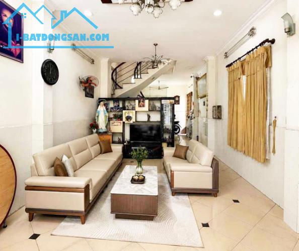 Nhà 4 tầng, Hẻm Xe Hơi, Cách Mạng Tháng 8, Tân Sơn Nhất, 63m2, chỉ 11.x tỷ TL